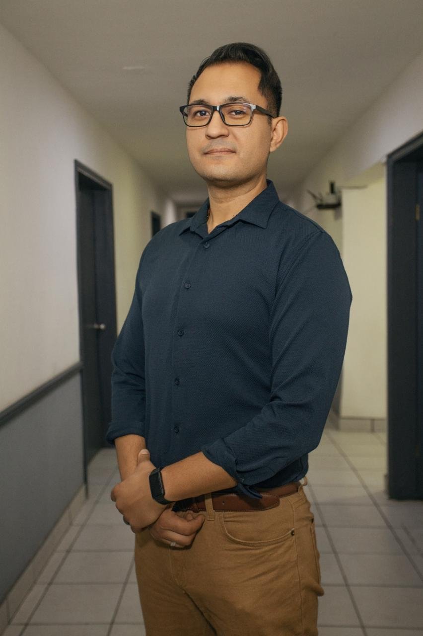 Israel Tapia, profesional del equipo de PlenaMente